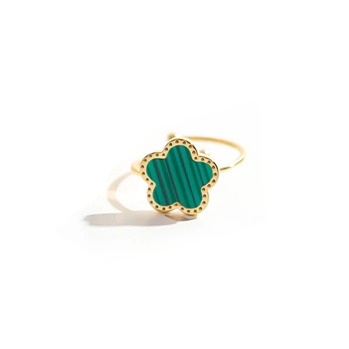 Lucky Bloom Pendant Ring
