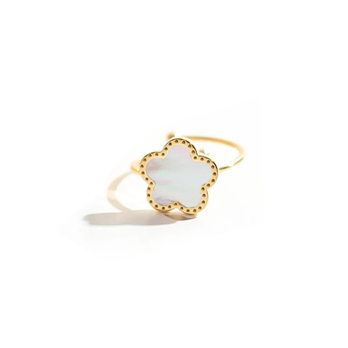 Lucky Bloom Pendant Ring