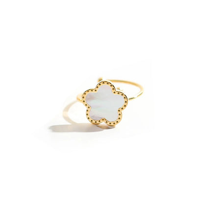 Lucky Bloom Pendant Ring
