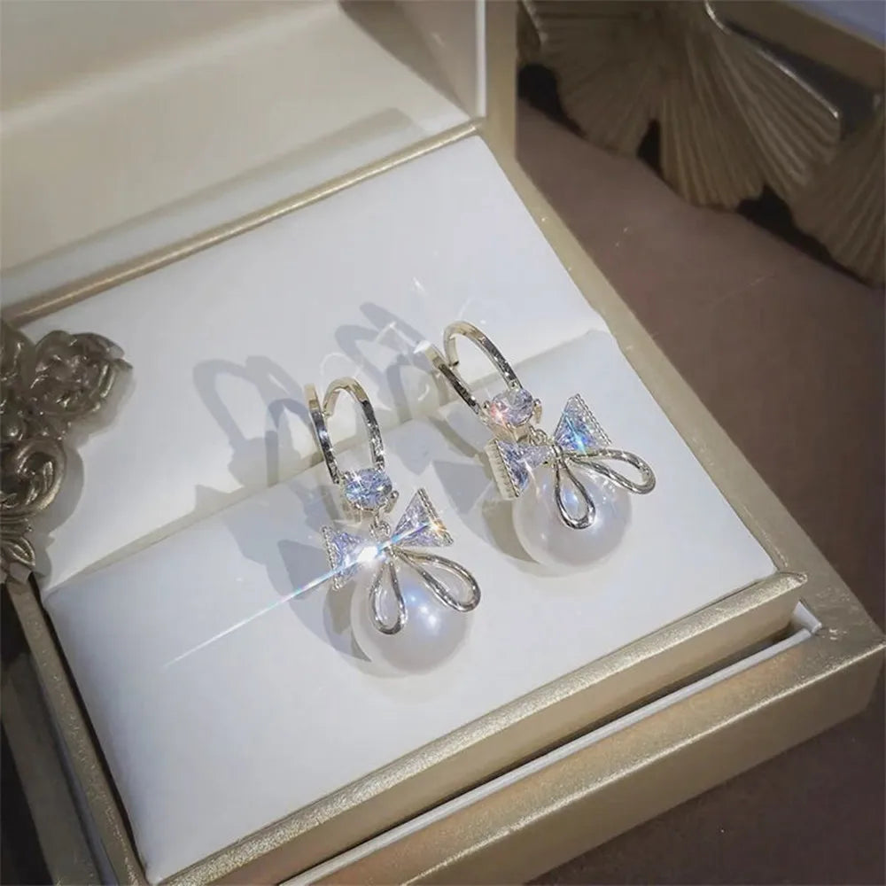 New Trend Simulation Pearl Flower Rhinestone Long Earrings for Women