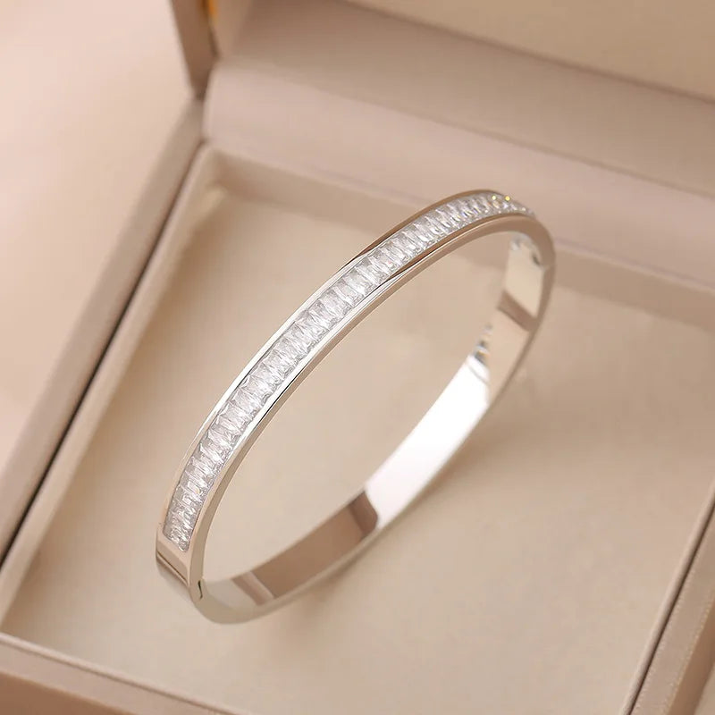 LustreLine Zircon Bangle