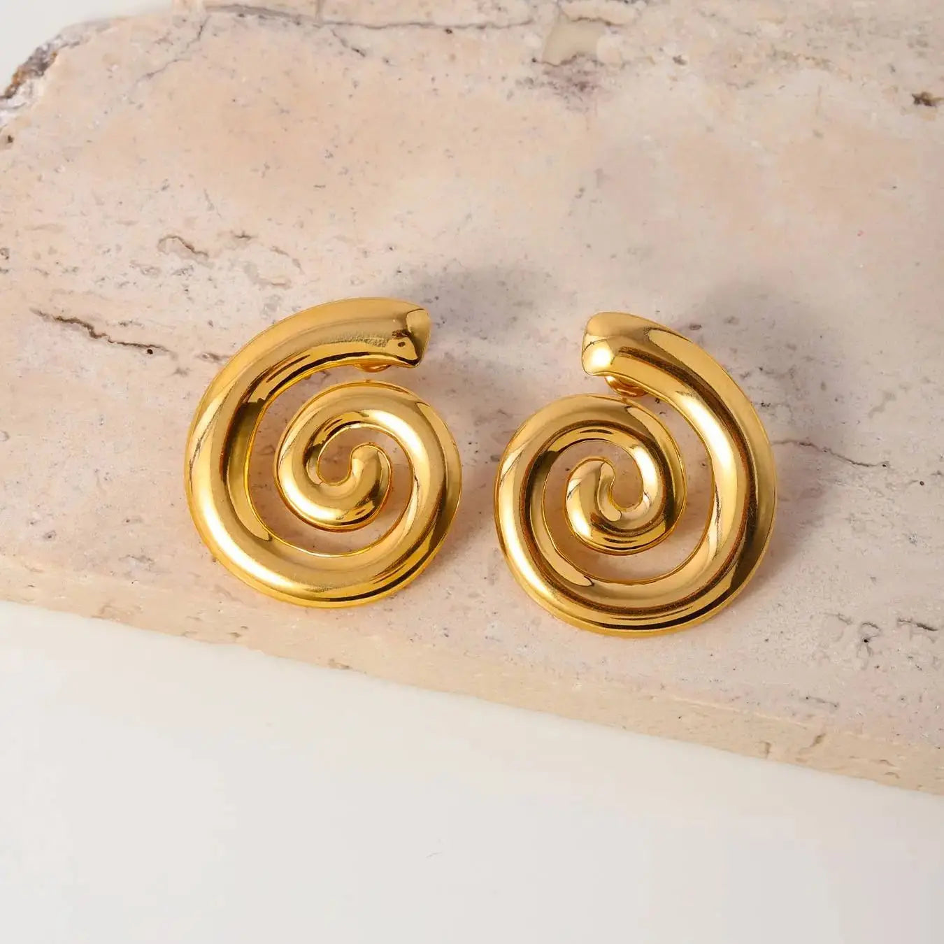 Spira Glow Set – Earrings & Necklace