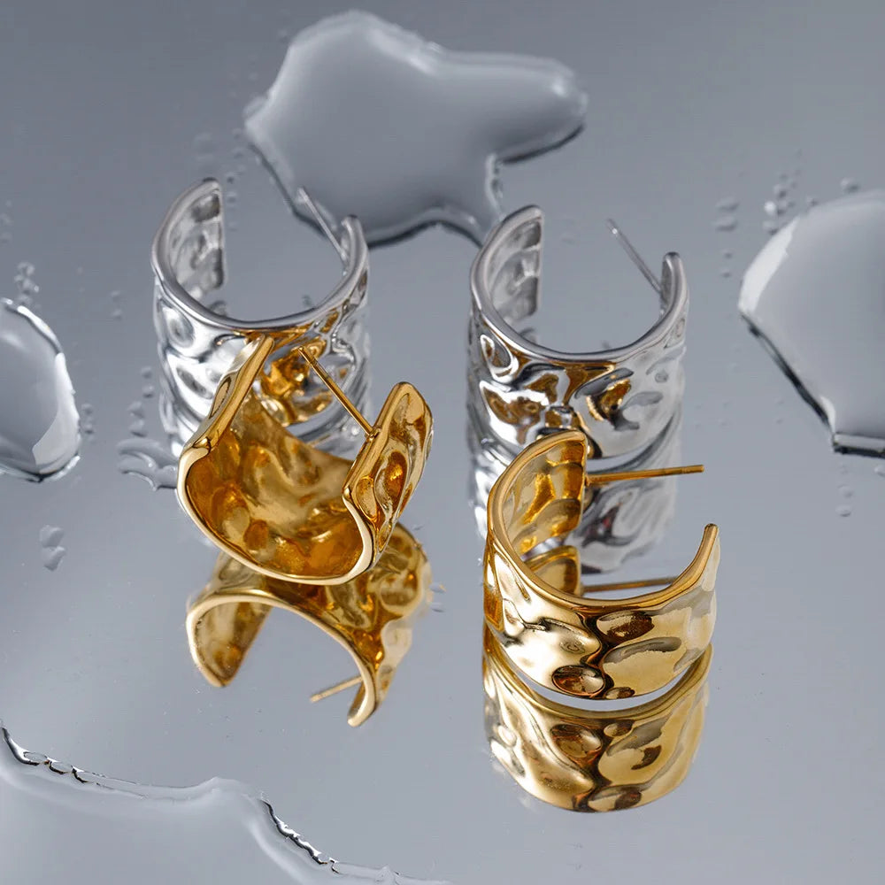 Bold Ripple Stud Earrings