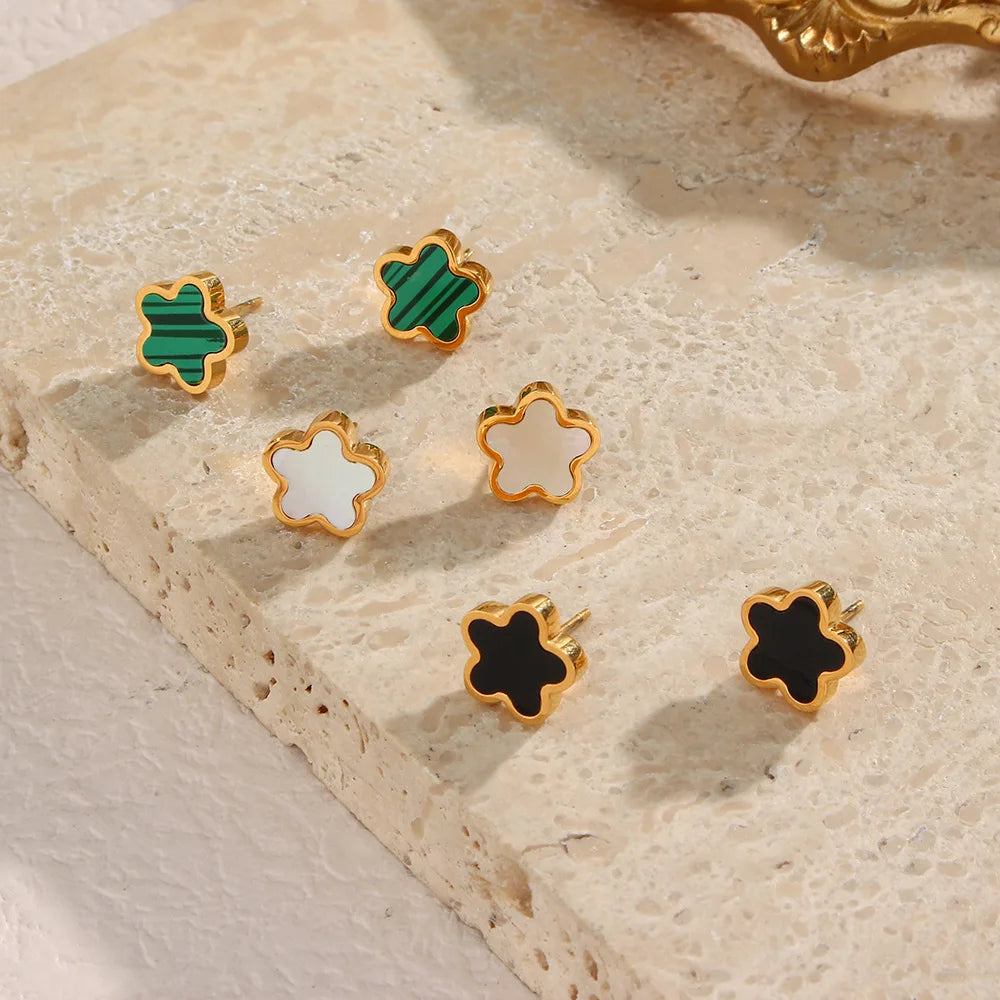 Lucky Bloom Pendant Earring