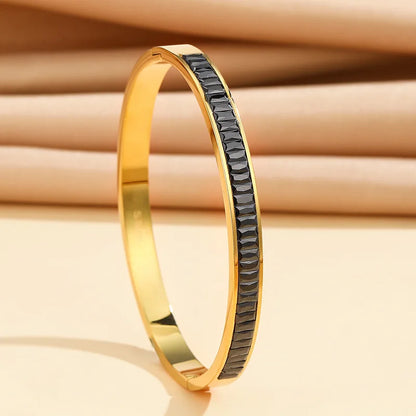 LustreLine Zircon Bangle