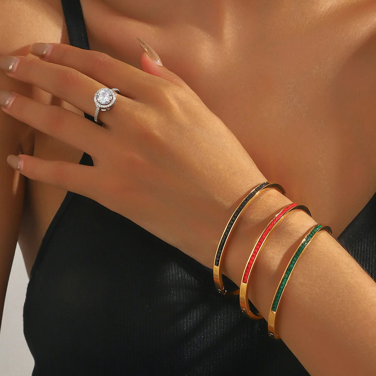 Luxe Line Bangle
