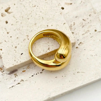 Sculpted Open Curve Ring