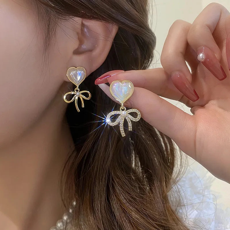 New Trend Simulation Pearl Flower Rhinestone Long Earrings for Women