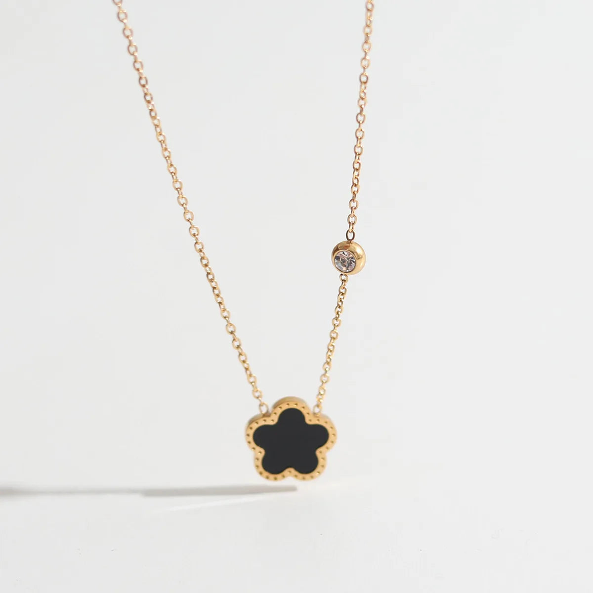 Lucky Bloom Pendant Necklace