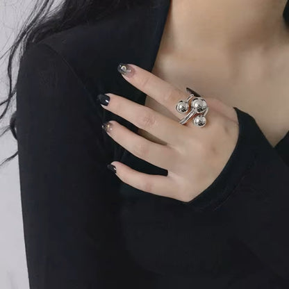 Orbit Sphere Ring
