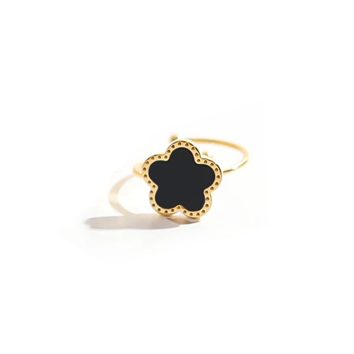 Lucky Bloom Pendant Ring